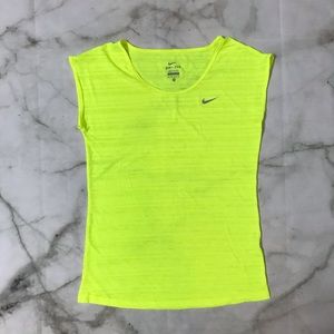 Nike Dri-Fit Sleeveless Thin Top